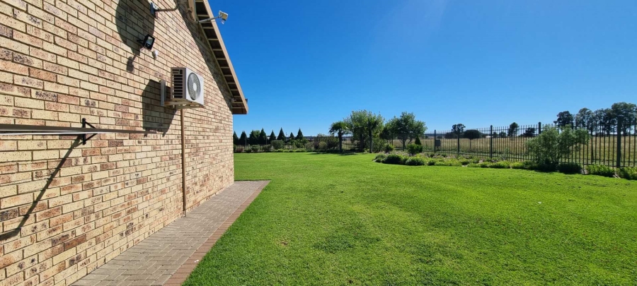 3 Bedroom Property for Sale in Vallombrosa Free State